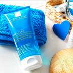 La Roche-Posay Effaclar Purifying Foaming Gel Cleanser texture