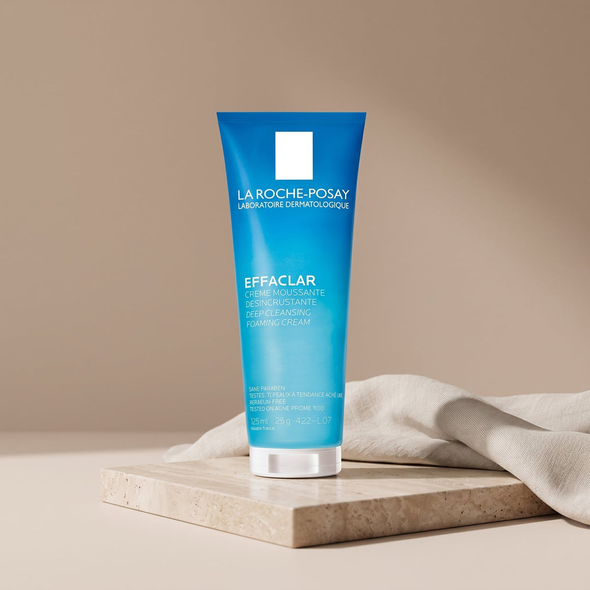 La Roche-Posay Effaclar Foaming Cream Cleanser – Deep Cleansing for Sensitive, Oily Skin